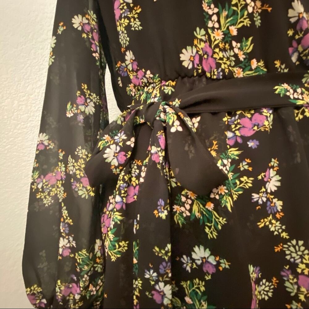 Q&A Los Angeles "Glitz & Glam Black Floral Midi - Picture 7 of 16